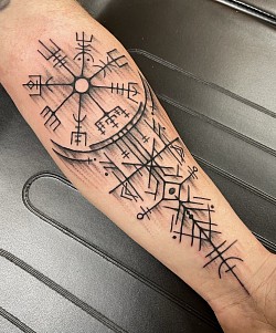 Nordic Compass